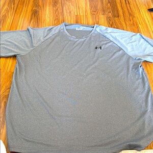 Under Armour Men's Gray Shirt